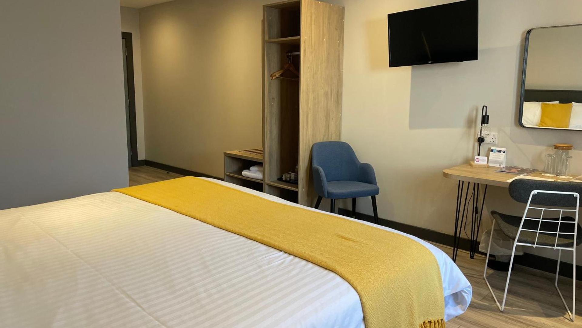Marine Hotel Ballycastle Ngoại thất bức ảnh